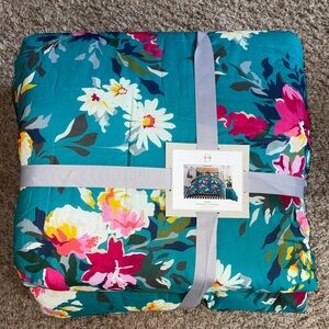 Studio Turquoise and Fuchsia Floral Duvet Cover